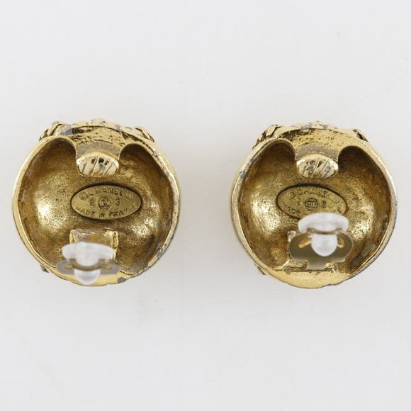 CHANEL Gold Logo Earrings - Picture 4 of 7
